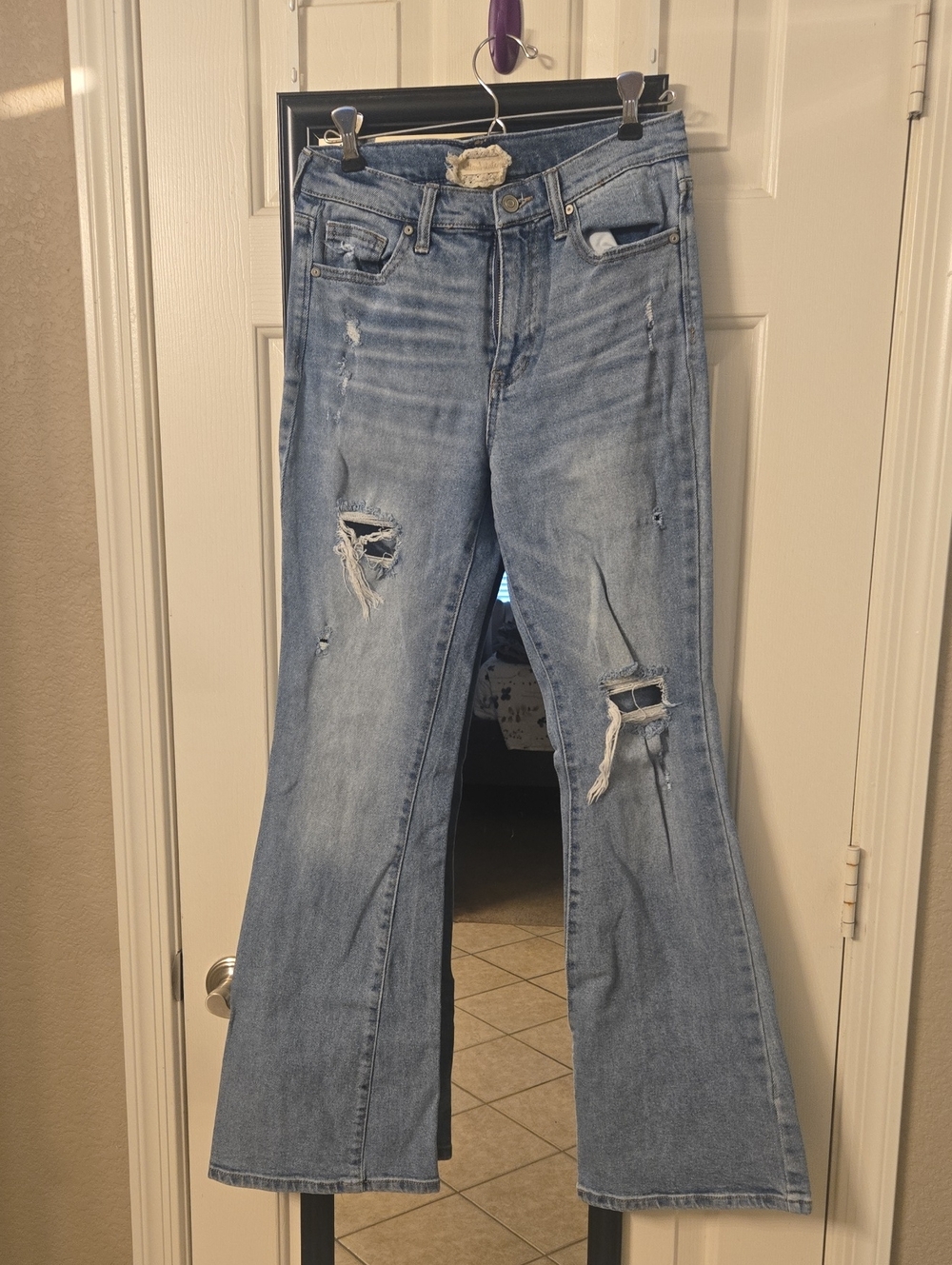 Altar'd State Light Blue Distressed Women's Flared Jeans Sz 27/5